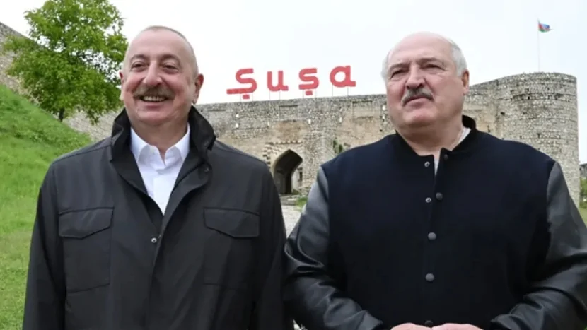 Lukaşenko İlham Əliyevi təbrik etdi