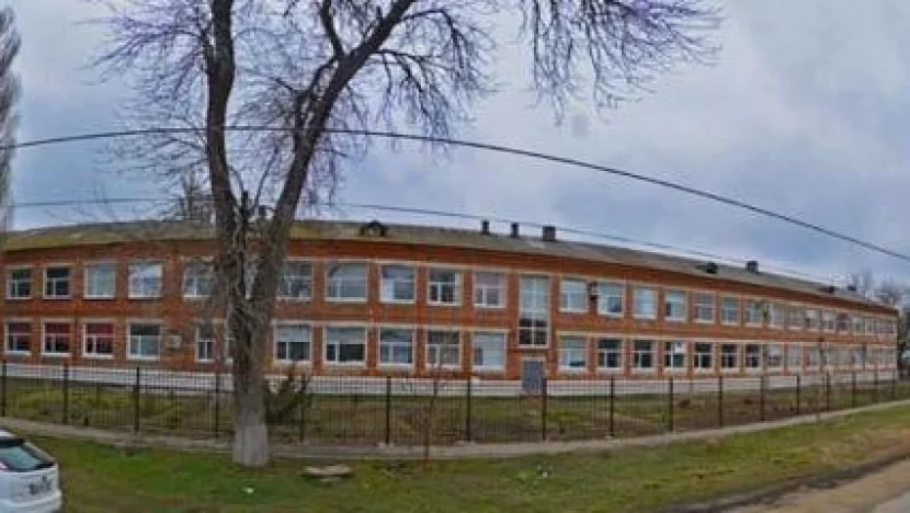Rusiyada atışmada məktəbli silahı ÖZÜ ALIB