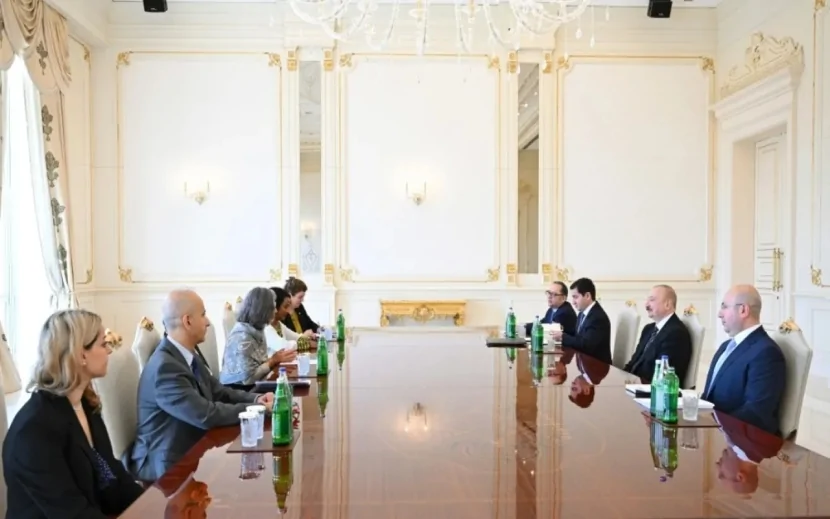 Prezident Anaklaudia Rossbaxı qəbul etdi