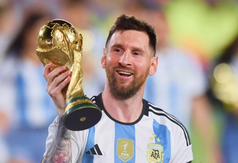 Lionel Messi rəsmən milyarder oldu