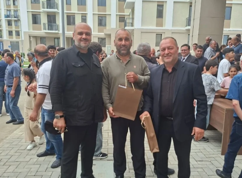 Köç karvanı Ağdam şəhərinə çatıb