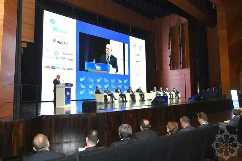 Bakı Enerji Həftəsinin ilk günü başa çatdı