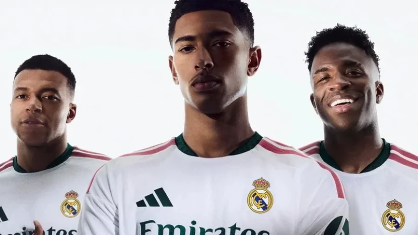 “Real Madrid” yeni ev formasını təqdim etdi