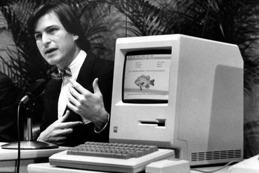 Nadir Apple kompüteri satışa ÇIXARILIB