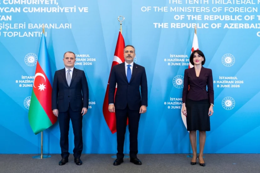 XİN başçıları İstanbul Bəyannaməsini imzaladı