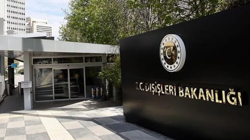 Türkiyə Bakı və İrəvanın sülh müqaviləsi imzalayacağına ümid edir