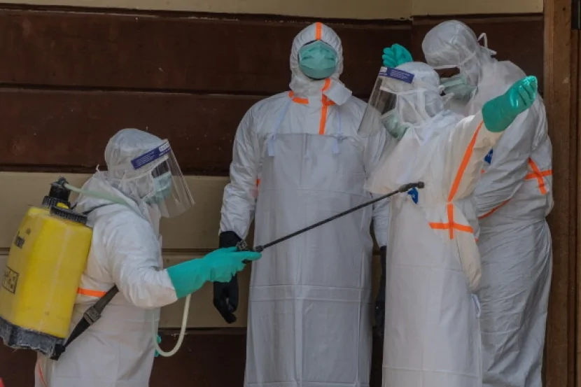 Eboladan ölənlərin sayı ARTDI