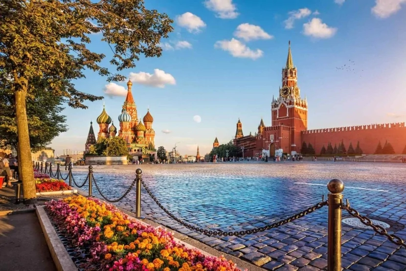 Moskva dronlarla VURULDU
