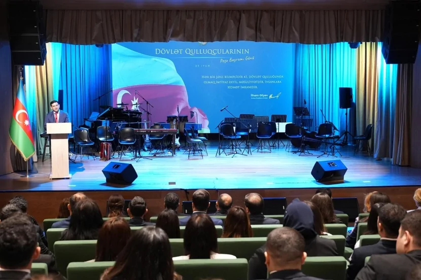Nazirlikdə dövlət qulluğuna yeni qəbul edilən əməkdaşlar and içdilər